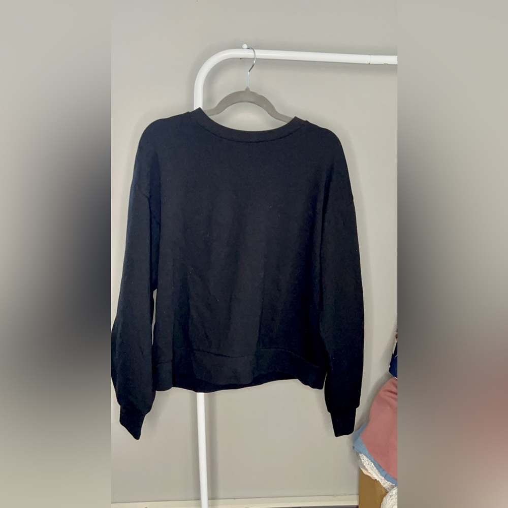 Athletic sweater